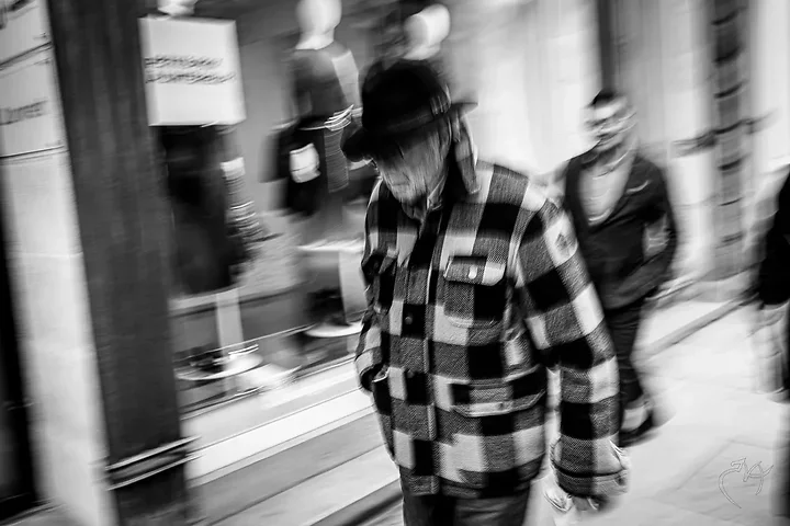 Flou sur Bordeaux - Photo n°3