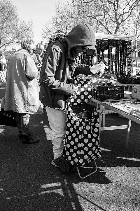Jour de march&eacute; &agrave; Chauvigny - Photo n°7