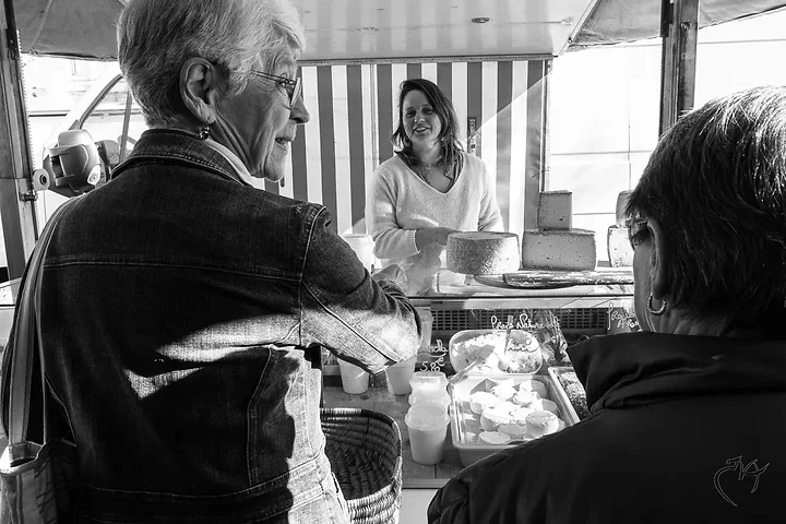 Jour de march&eacute; &agrave; Chauvigny - Photo n°10