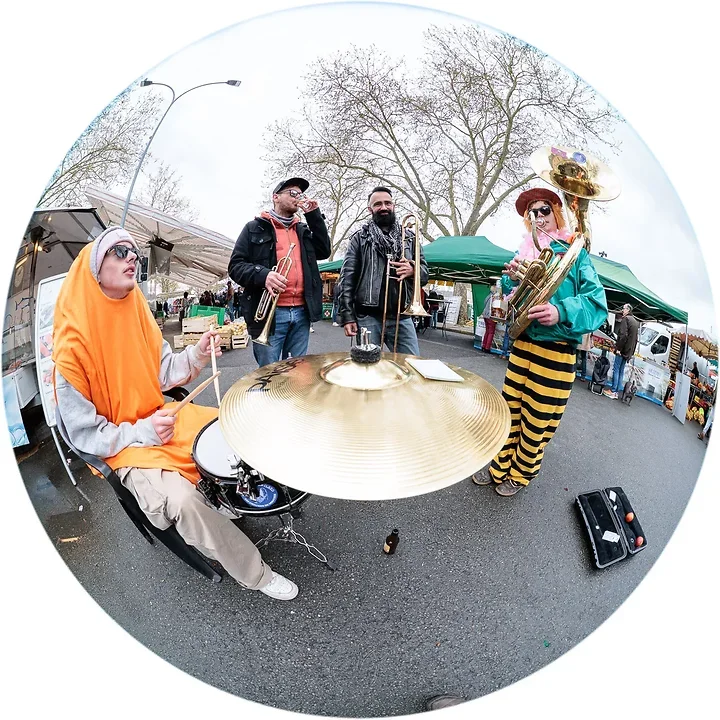 Photo de rue Chauvigny - &ccedil;a bulle - Photo n°5
