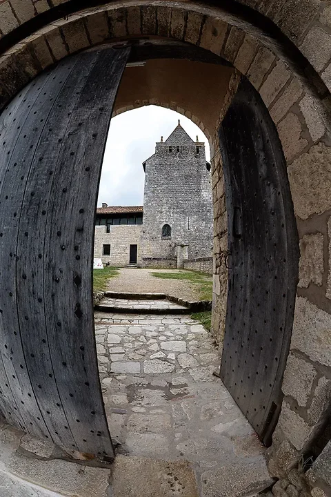La cit&eacute; de Chauvigny - en Fisheye - Photo n°7
