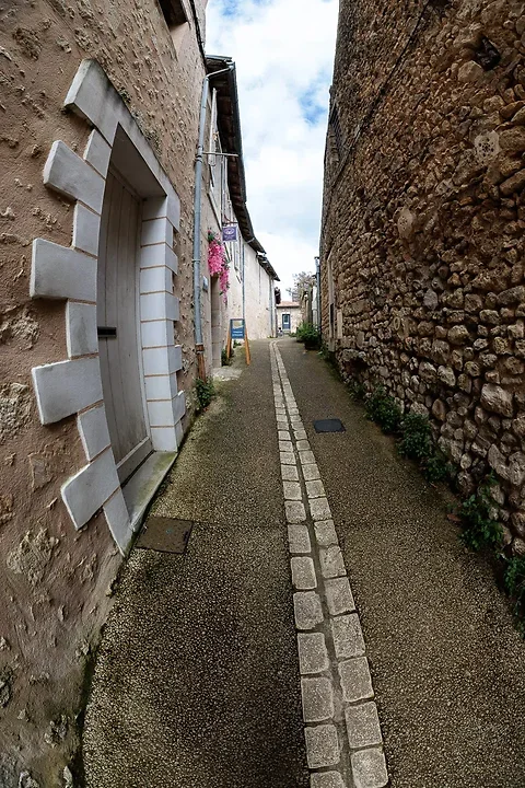 La cit&eacute; de Chauvigny - en Fisheye - Photo n°17