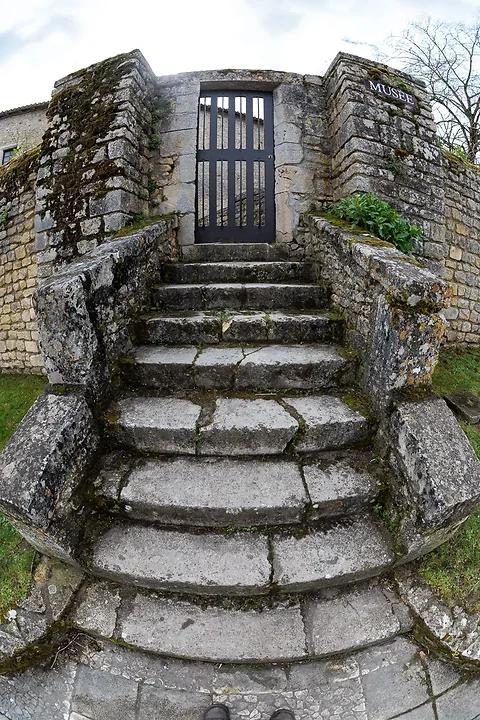 La cit&eacute; de Chauvigny - en Fisheye - Photo n°18