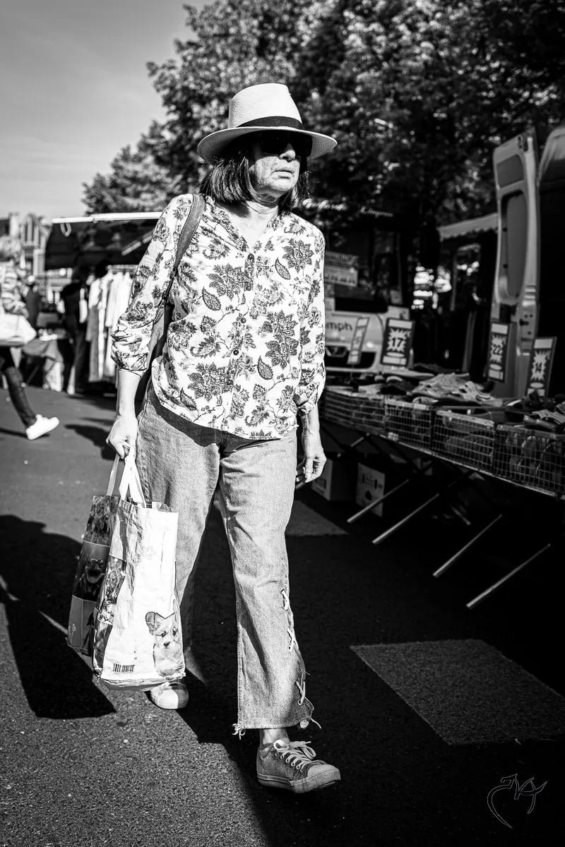 Jour de march&eacute; &agrave; Chauvigny (2) - Photo n°2