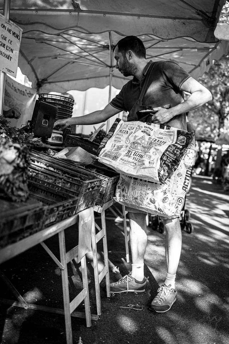 Jour de march&eacute; &agrave; Chauvigny (2) - Photo n°4