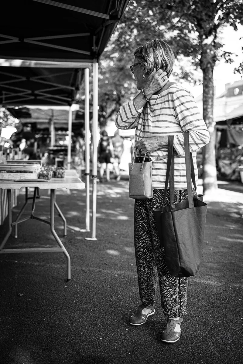 Jour de march&eacute; &agrave; Chauvigny (2) - Photo n°10