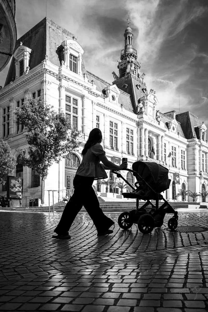 Contre-jours sur la mairie - Photo n°1