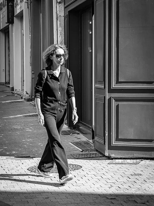 Photo de rue au t&eacute;l&eacute;phone - Photo n°3