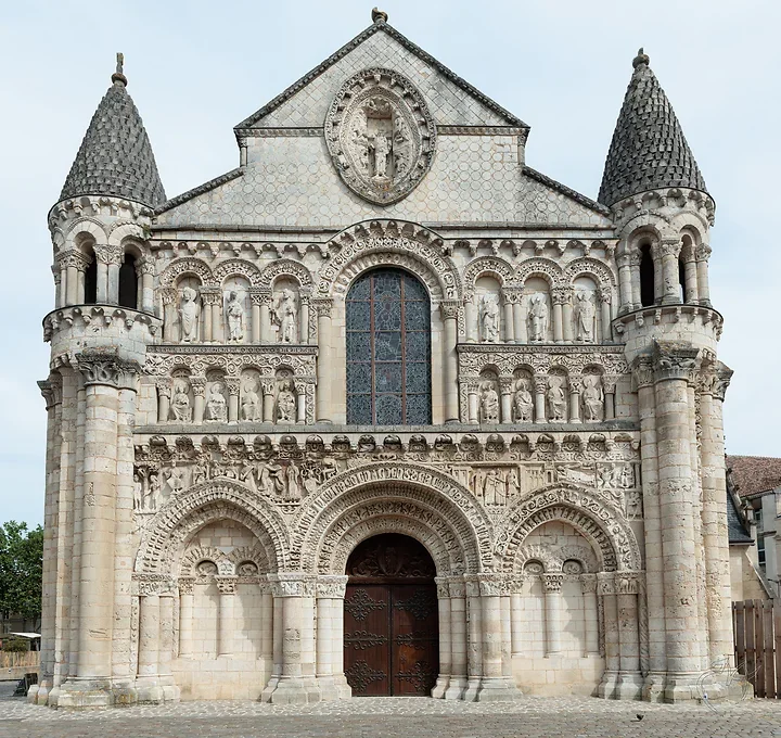 Eglise Notre Dame - Photo n°1