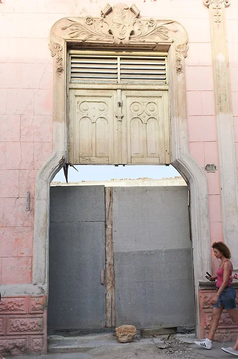 Entr&eacute;e dans la ville de Santiago - Photo n°9