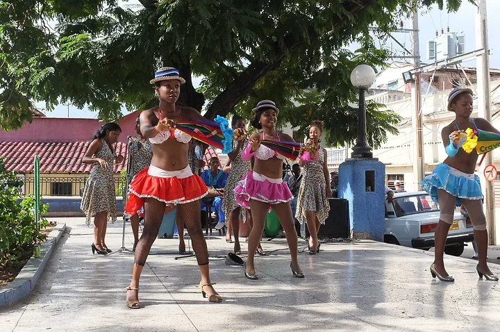 En p&eacute;riode de carnaval - Photo n°4