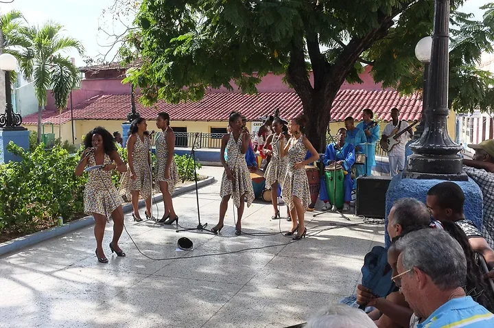 En p&eacute;riode de carnaval - Photo n°8